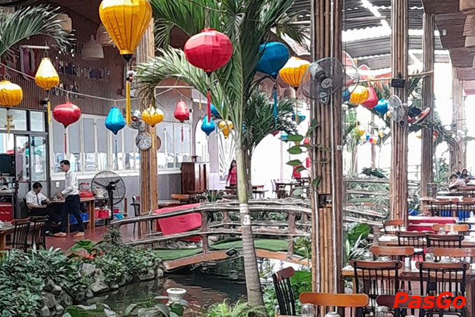 Nhà hàng tọa lạc tại số 1681 đường Tỉnh lộ 8, Ấp 2A, Xã Hòa Phú, H. Củ Chi