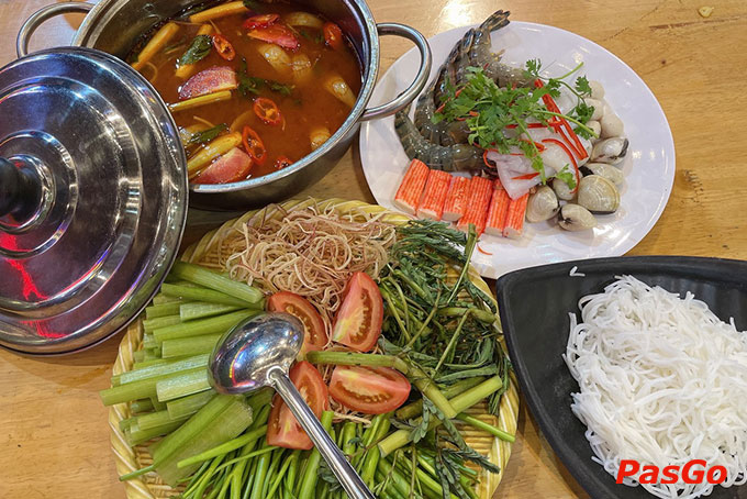 Tiêu chí của Ẩm Thực Tân Lộc Phát bên cạnh món ăn ngon thì còn phải sạch sẽ ở tất cả các khâu từ nguyên liệu đến quy trình chế biến