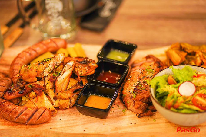 BA GÁC Vietnamese Grill & Beer – Trương Công Định-11