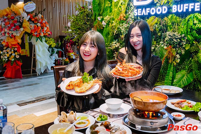 Không gian ấm cúng nhưng cũng không kém phần hiện đại