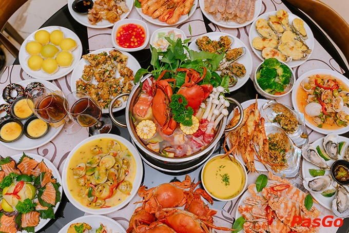 Đến với Bay Seafood Buffet là đến với bữa "đại tiệc" buffet hải sản tươi ngon và đầy hấp dẫn