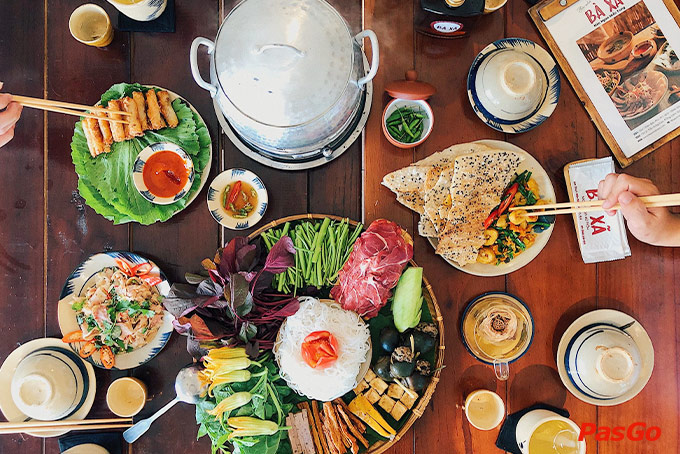 top 10 quán ăn trưa ngon nổi tiếng, hút khách nhất ở Quận 10 - 9