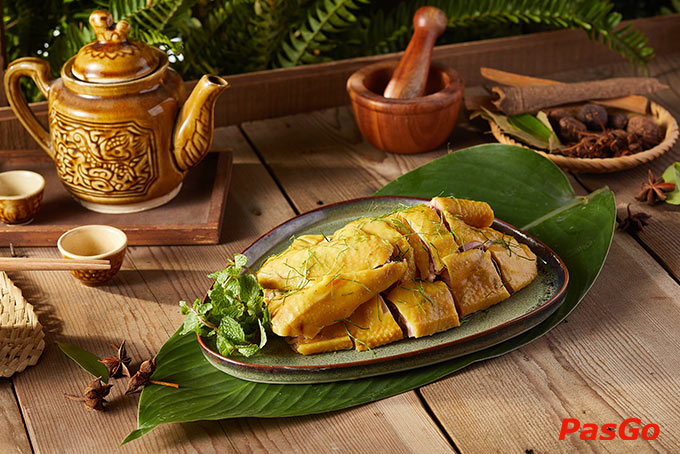 Món ăn được nâng tầm một phần lớn là nhờ những nguyên liệu quý hiếm, được chọn lọc với những tiêu chuẩn khắt khe