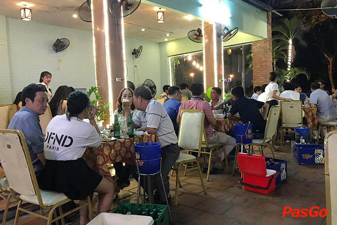 Nhà hàng Bếp Quê Đường 30 Tháng 4 2