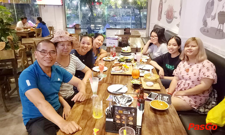 Nhà hàng Big Pig BBQ Beer Song Hành 5