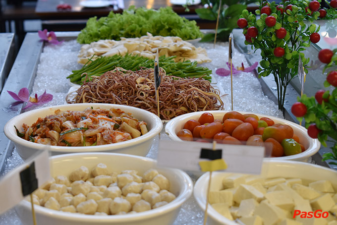 Nhà hàng Big Red BBQ Ung Văn Khiêm 10