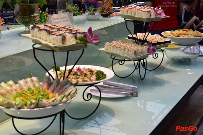 Nhà hàng Big Red BBQ Ung Văn Khiêm 11