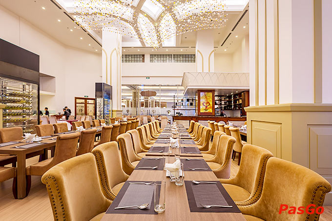 Thưởng thức bữa tiệc buffet Á - Âu tại khách sạn 5 sao16