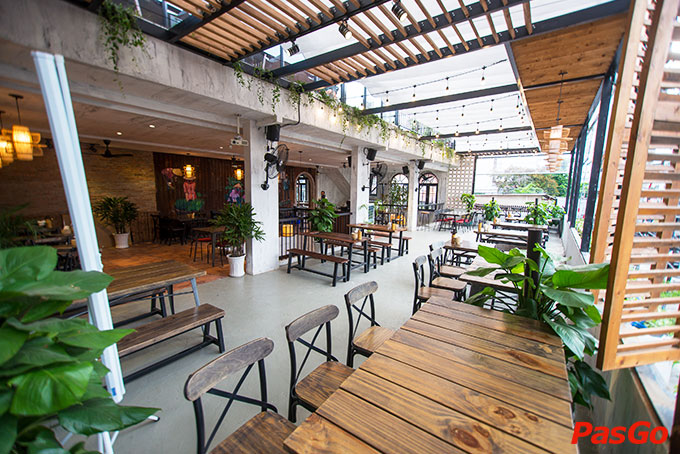 Bốc Food & Beer Garden - Ung Văn Khiêm-6