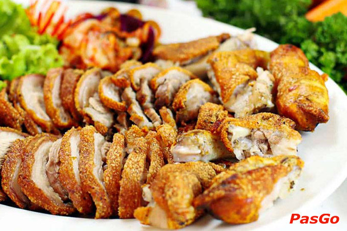 Đến với Bơgơ BBQ, tín đồ mê món Hàn sẽ được thỏa mãn đam mê với rất nhiều món ăn đặc sắc