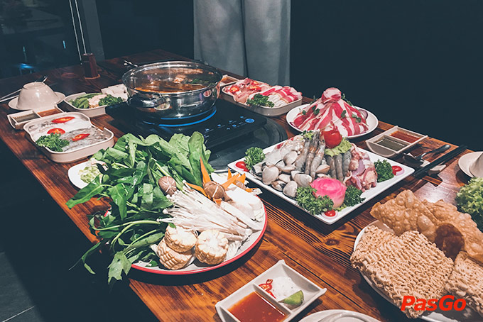 Nhà hàng Buffet BBQ Hotpot HongKong New Complex 302 Cầu Giấy 8