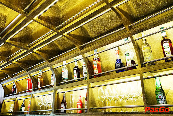 Nhà hàng Captain Crawfish Phan Xích Long 11