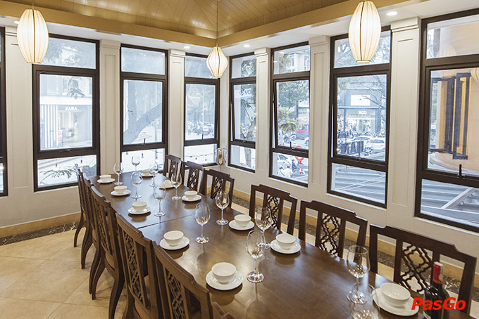 Nhà hàng Chả Cá Hàng Sơn Bà Triệu 12