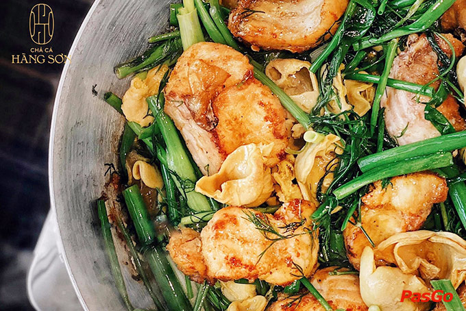 Nhà hàng Chả Cá Hàng Sơn Bà Triệu 2