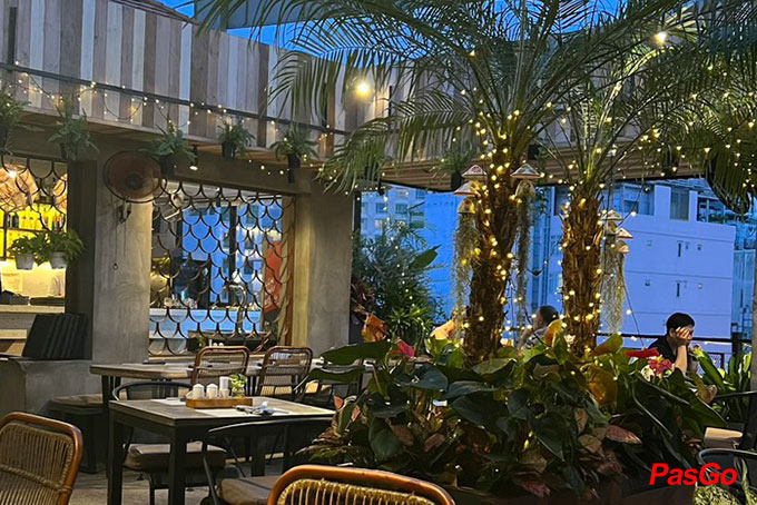 Chanh Bistro Rooftop Saigon - Lý Tự Trọng-10