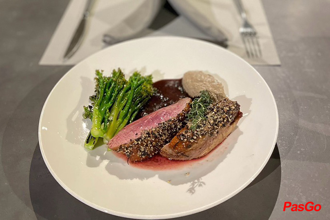 Chanh Bistro Rooftop Saigon - Lý Tự Trọng-1