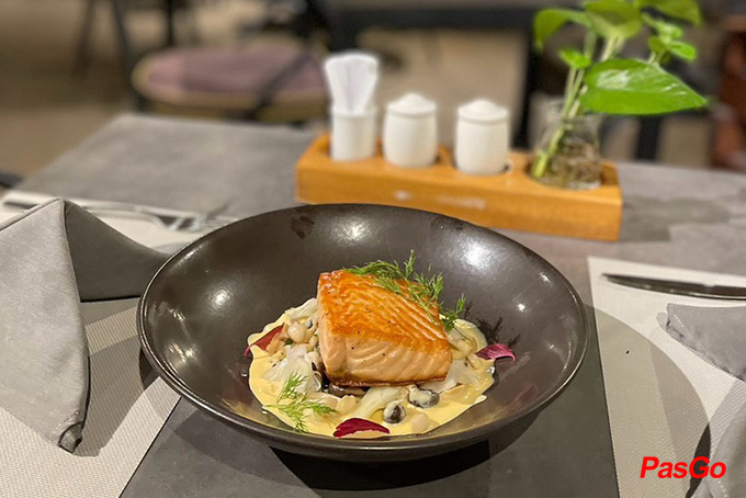 Chanh Bistro Rooftop Saigon - Lý Tự Trọng-3