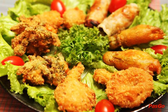 Chay Hoan Hỷ Bà Huyện Thanh Quan 1