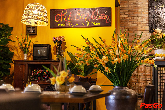 Chị Em Quán Công Trường Quốc Tế Quận 3 12