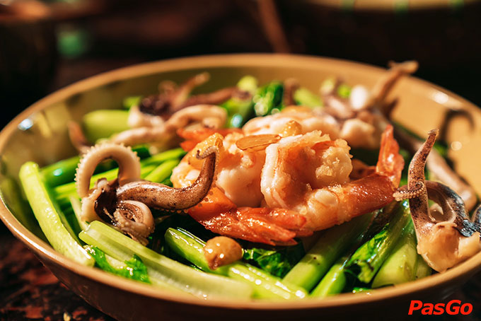 Chị Em Quán Công Trường Quốc Tế Quận 3 8