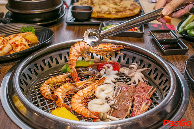 Chuỗi nhà hàng Aka House HCM 8