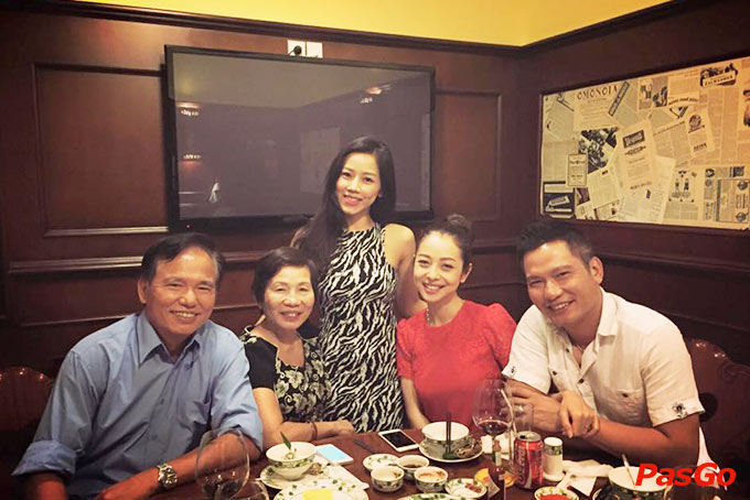 Nhà hàng Hoa Viên HCM 17