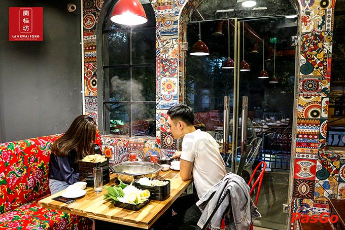 Nhà hàng Lan Kwai Fong 18