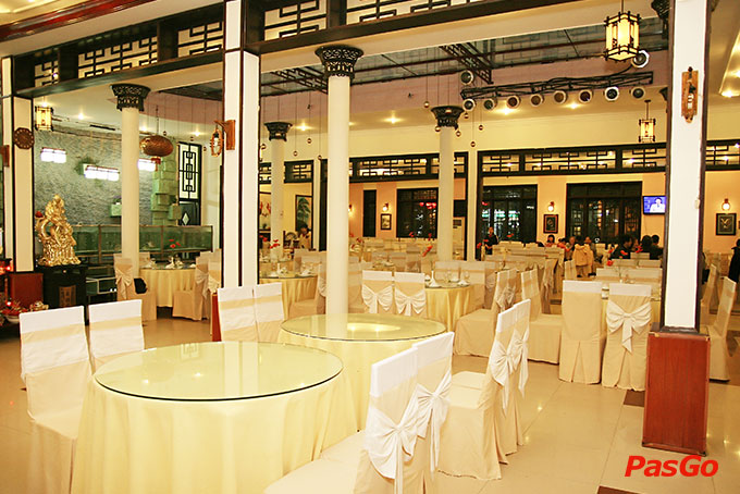 Nhà hàng Phố Biển 14