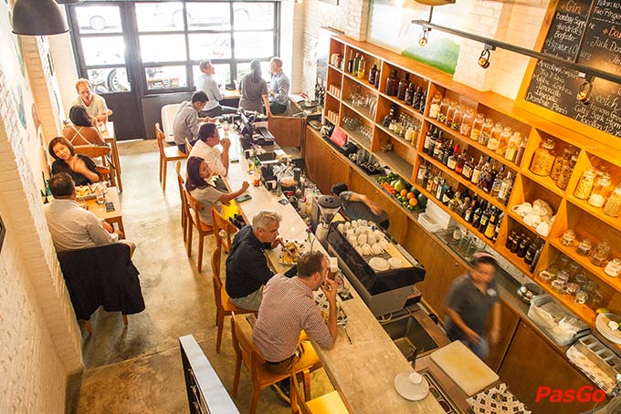 Nhà hàng Relish & Sons   12