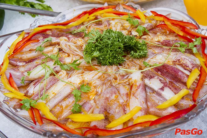 Nhà hàng Roly Restaurants 3