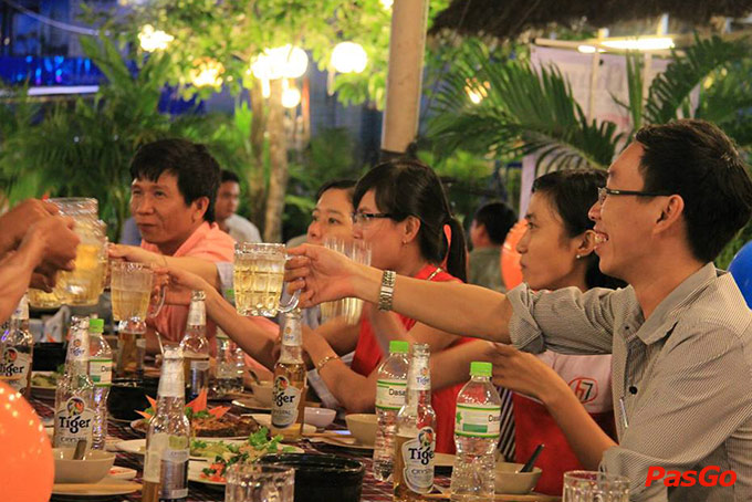 Nhà hàng Thủy Ung Văn Khiêm  23