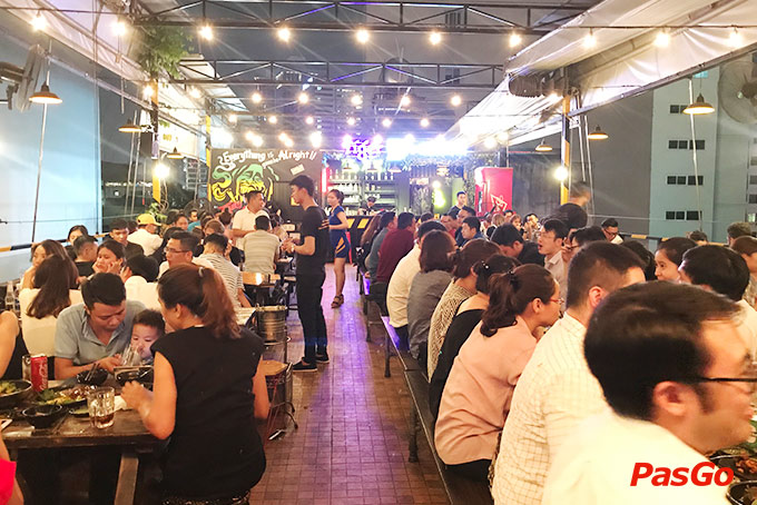 Nhà hàng Warning Zone 12