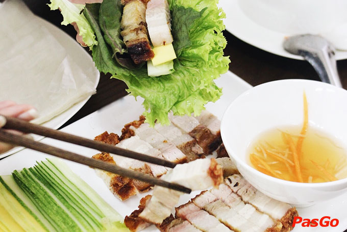 Cuốn Saigon - Nguyễn Thị Minh Khai-2