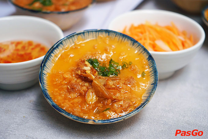 Cuốn Saigon - Nguyễn Thị Minh Khai-6