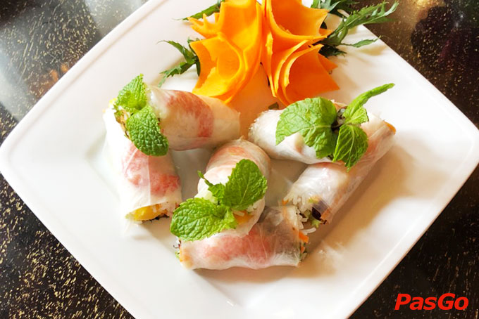 Nhà hàng Dã Liên Nguyễn Du 12