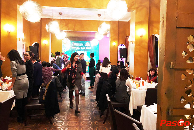 Nhà hàng Dã Liên Nguyễn Du 4