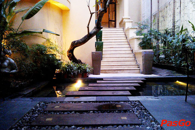 Nhà hàng Dã Liên Nguyễn Du 7