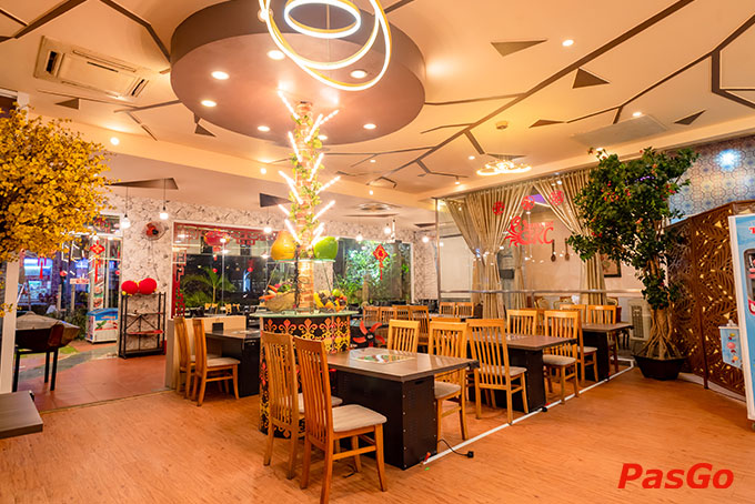 Toạ lạc tại số 225 đường 9A, quận Bình Chánh, Đăng Kim Cát có không gian vô cùng rộng lớn với sức chứa tới 150 khách 