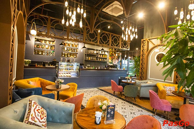 Nhà hàng D’art Bistro Vinhomes Skylake sở hữu không gian Tây Âu cổ điển xem lẫn hiện đại