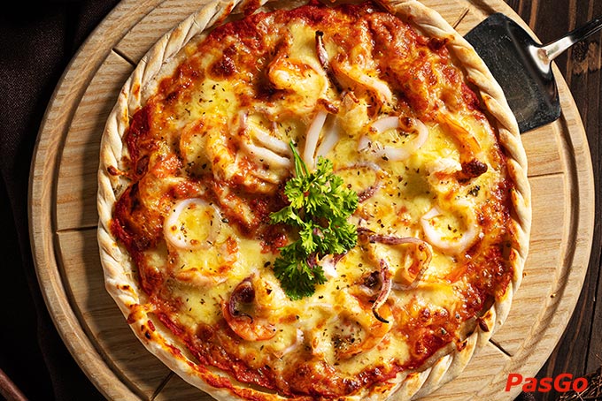 Trải nghiệm vị giác đầy thú vị từ những nguyên liệu đơn giản đến cao cấp đòi hỏi người đầu bếp phải cực kì tinh tế và tỉ mỉ trong cách chế biến để biến hóa thành món ăn thơm ngon, đẹp mắt, phục vụ thực khách