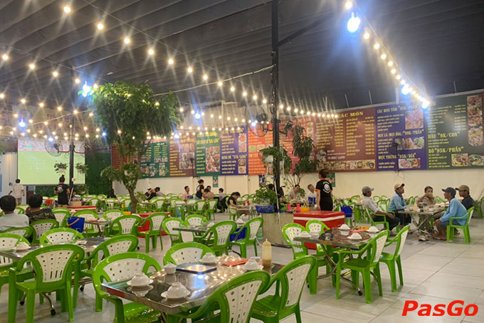 Chắc chắn bạn sẽ có những bữa ăn cực kì thú vị bên bạn bè, người thân tại Dê Phố Sài Gòn