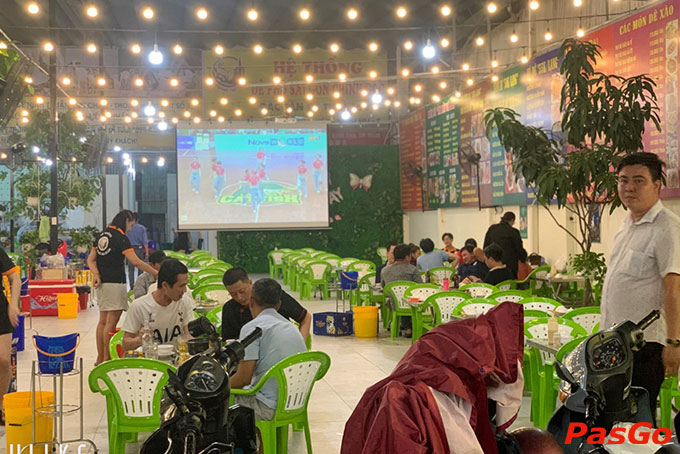 Chắc chắn bạn sẽ có những bữa ăn cực kì thú vị bên bạn bè, người thân tại Dê Phố Sài Gòn