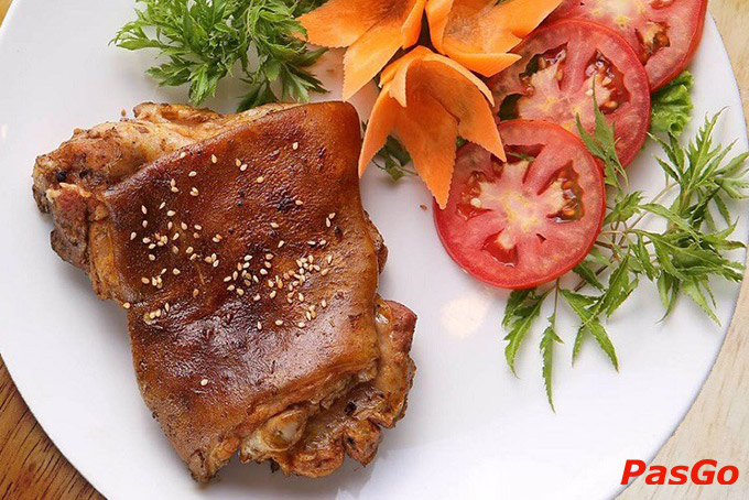 Nhà hàng Dê tươi PhoDong sở hữu menu đa dạng và phong phú về các món ăn từ dê tươi, từ những món truyền thống đến những món ăn độc đáo