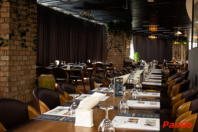 D’Maris Tây Mỗ với lối thiết kế sang trọng, ấm cúng, cùng hệ thống phòng riêng kín đáo, tiện nghi sẽ hứa hẹn sẽ giúp bạn và người thương tận hưởng trọn vẹn khoảnh khắc sum vầy bên nhau