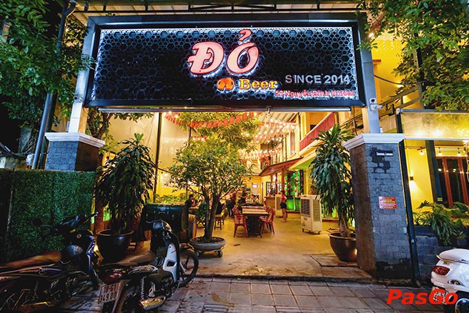 Nhà hàng Đỏ Beer tọa lạc tại số 52 Nguyễn Bỉnh Khiêm, P. Lê Đại Hành, Q. Hai Bà Trưng