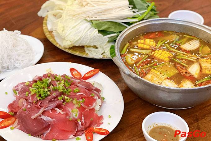 Tới ngay Đỏ Beer Nguyễn Bỉnh Khiêm để thưởng thức các món ăn ngon khó cưỡng và những ly bia tươi mát lạnh sảng khoái bạn nhé!