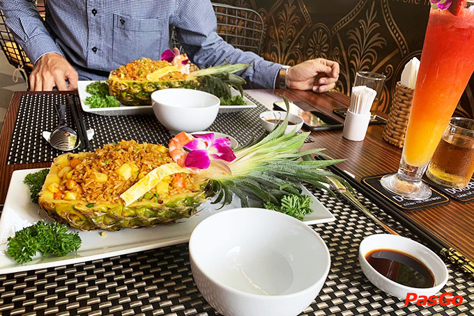 top 10 quán ăn trưa ngon nổi tiếng, hút khách nhất ở quận 1- 4