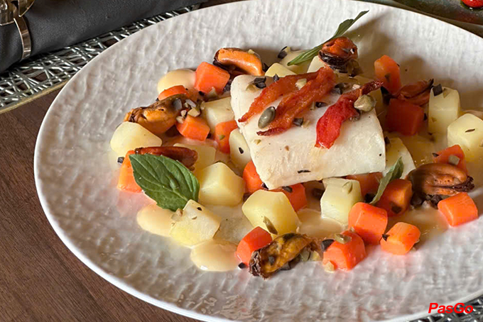 Fabrik - Trấn Vũ  -5