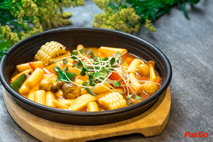 Fast Vegans Trần Quốc Toản 11