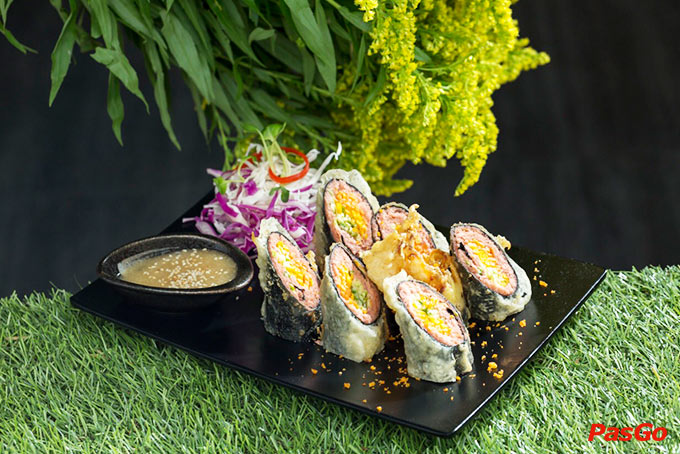 Fast Vegans Trần Quốc Toản 4